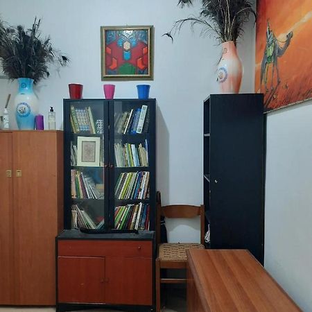 Nice And Quiet Accommodation In The City Center Milão Exterior foto